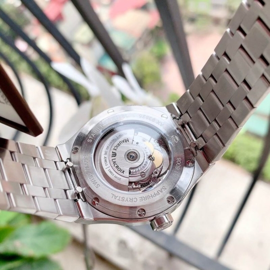 Maurice Lacroix AI6008-SS002-130-1