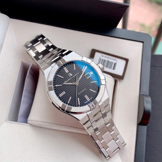 Maurice Lacroix AI6008-SS002-330-1