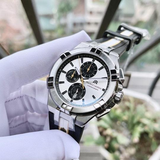 Maurice Lacroix AI1018-TT030-130-K