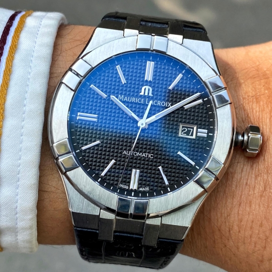 Maurice Lacroix Aikon AI6008-SS001-330-1