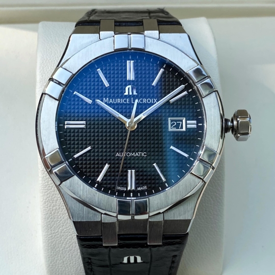 Maurice Lacroix Aikon AI6008-SS001-330-1