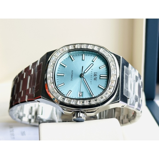 Carnival IW750G