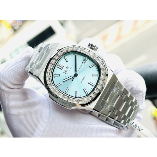 Carnival IW750G