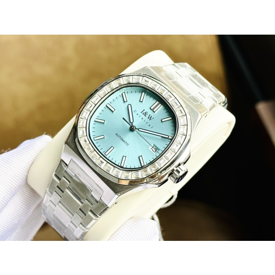Carnival IW750G